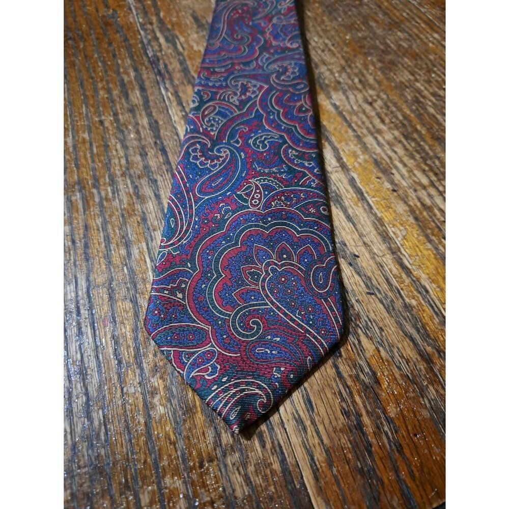 Wembley Blue Red Green Tan Paisley Mens Neck Tie - Picture 2 of 3